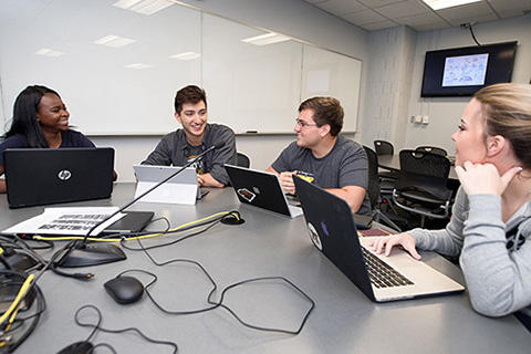 Iowa students learning in a TILE classroom.